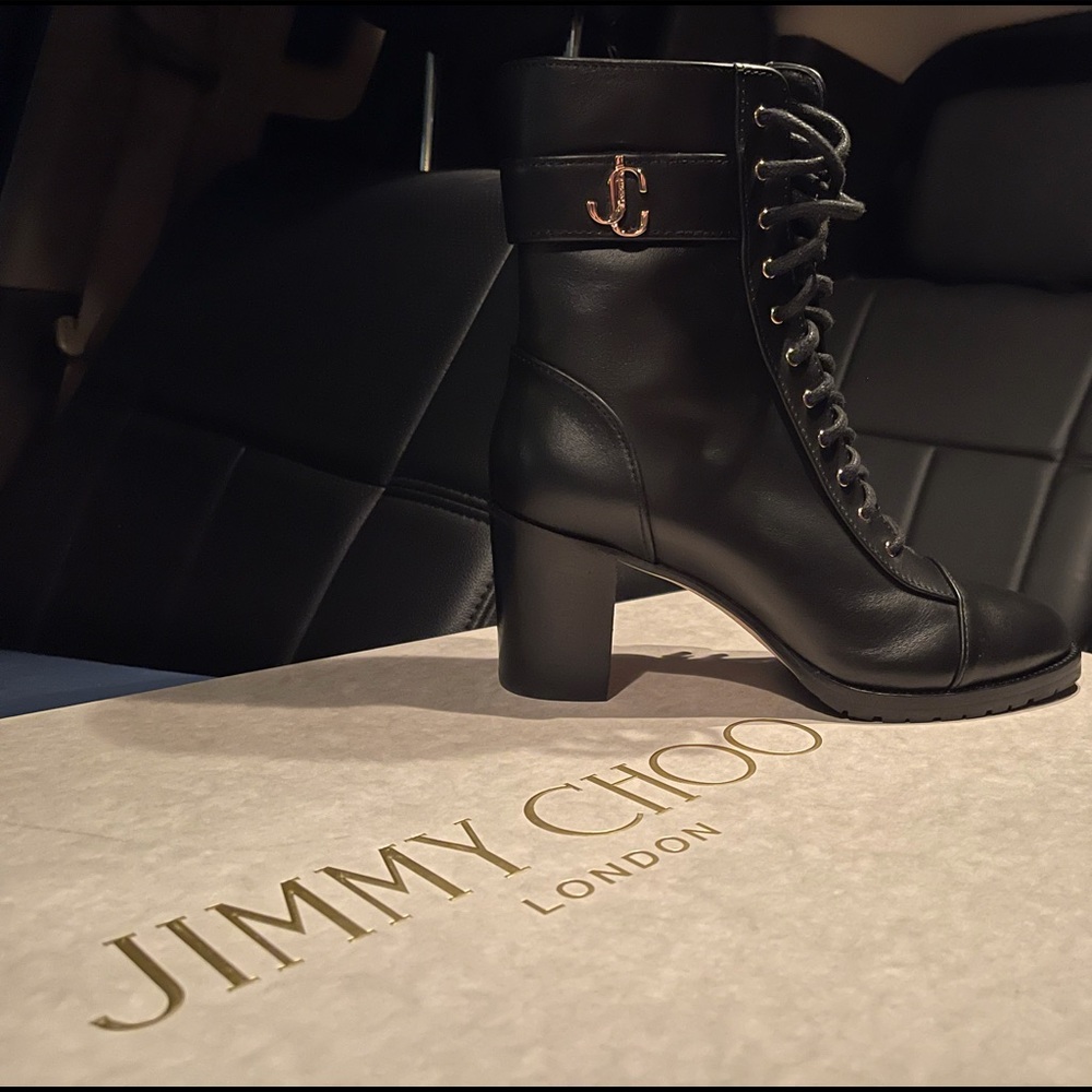 Jimmy Choo✨